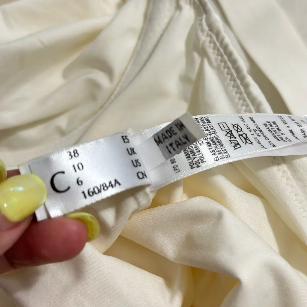 La Perla NWT  white v-neck bath-suit/swim suit one piece/full coverage - Image 7