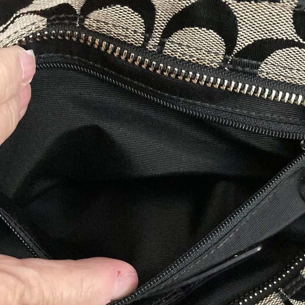 bag with leather trim and braiding. Great 12 1/2” L x 8 1/2” W x 8 1/2” D - Image 7