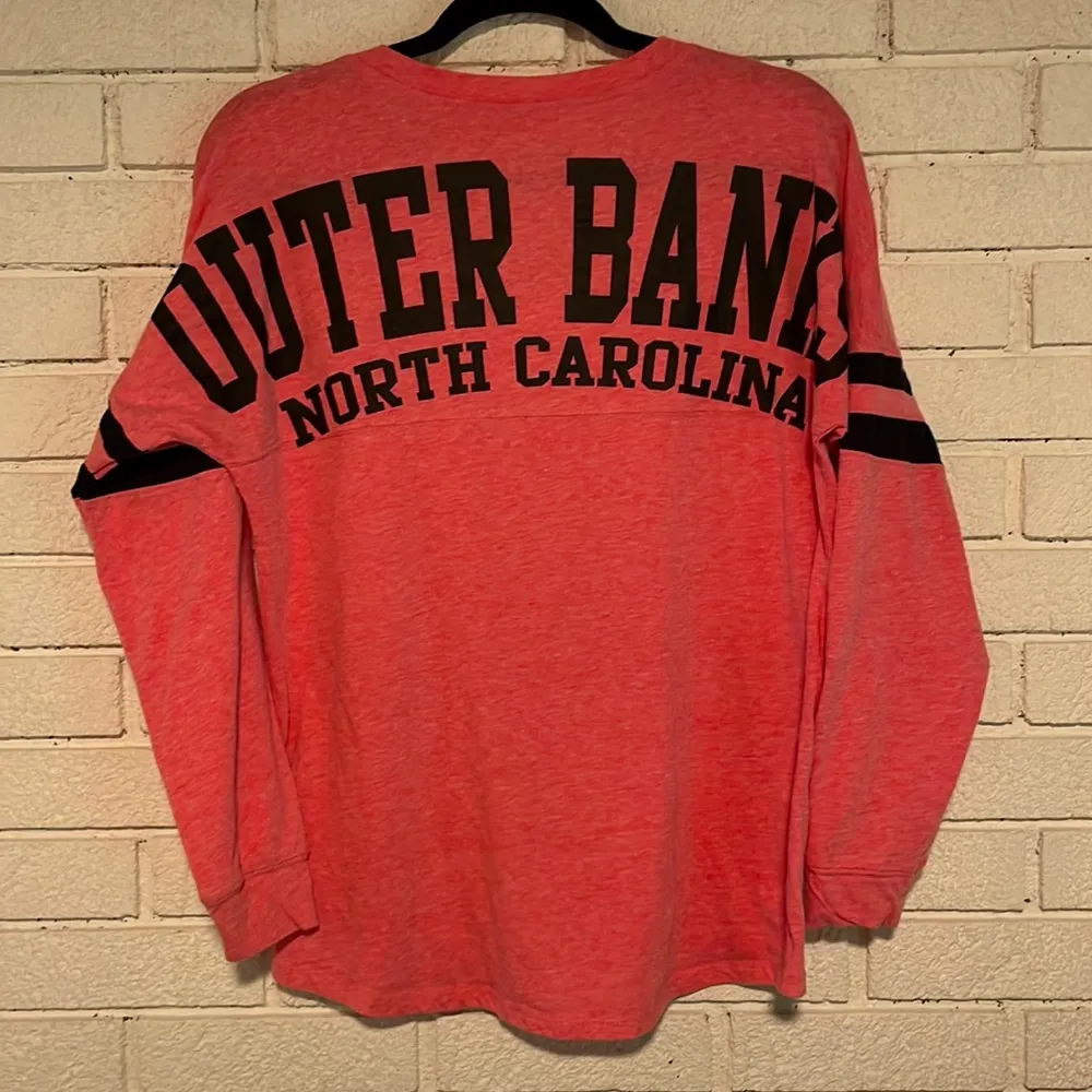 Beach by Exist- Outer Banks North Carolina Pink & Black Long Sleeve Shirt Size S - Image 2