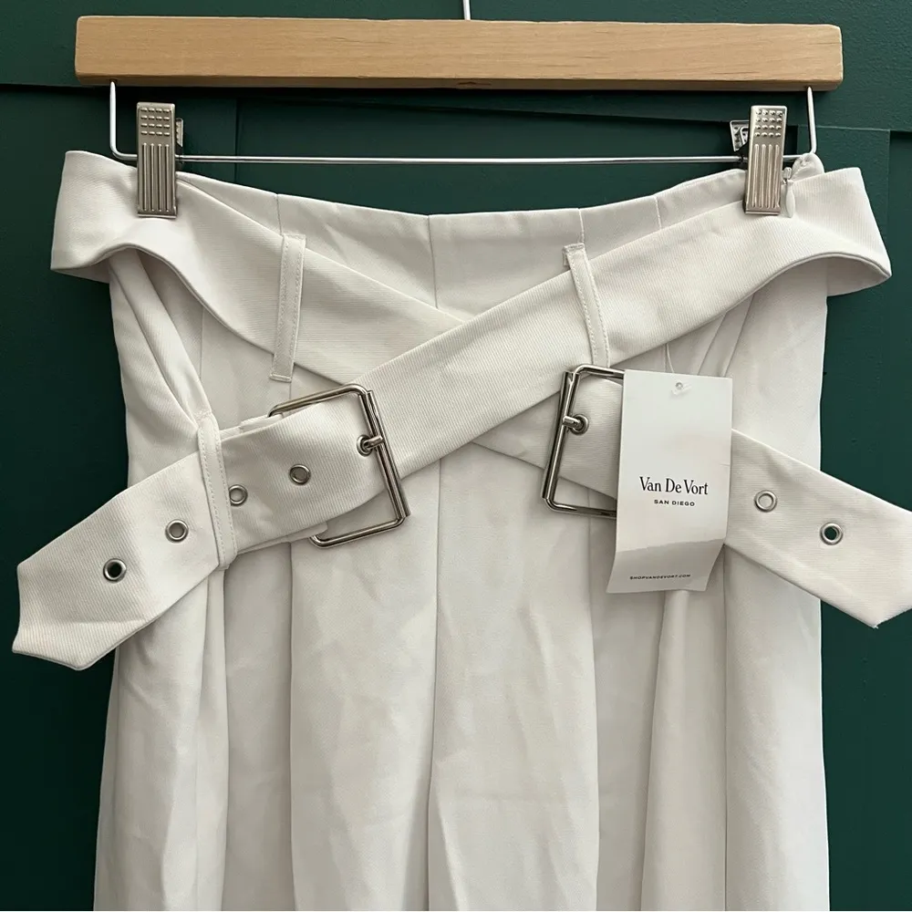 For Love & Lemons “Natasha” Wide Leg Belted Pant In Cream - Image 8