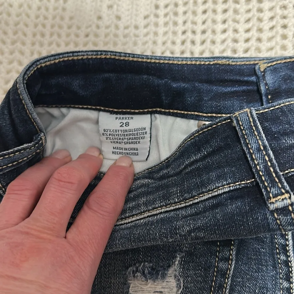 BKE Parker distressed denim jean short size 28. - Image 7