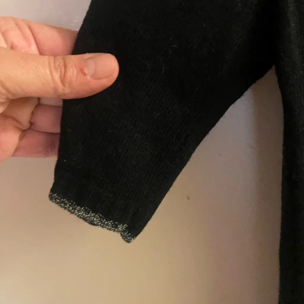 Chelsey Womens Short Sleeve Black Cowl Neck Sweater S Small 34” Gray Accents - Image 4