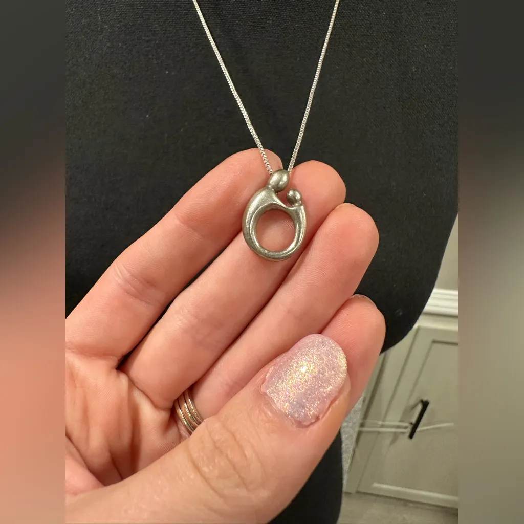 Sterling Silver Kaynar Mother & Child Family Pendant - Image 3