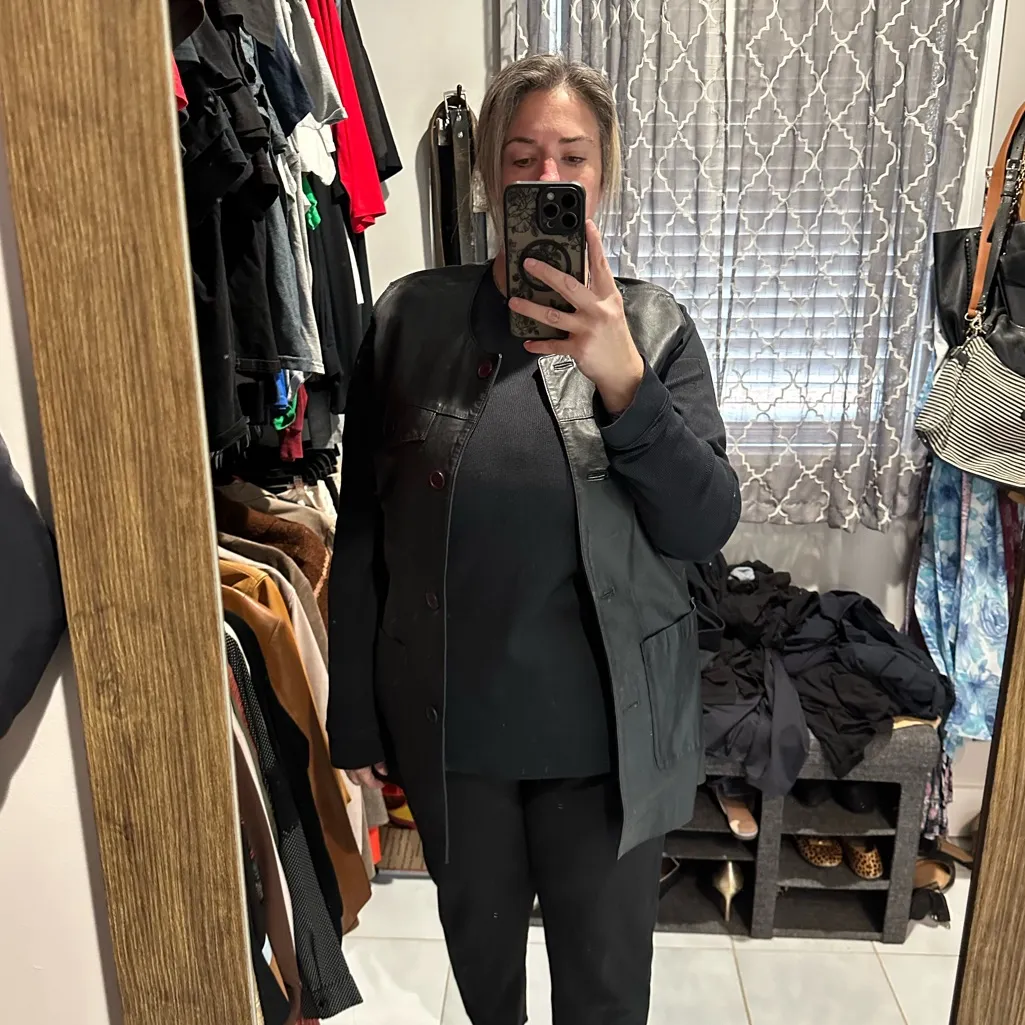 Vintage Newport News Western Black Genuine Leather Vest Jacket Size Large L - Image 3