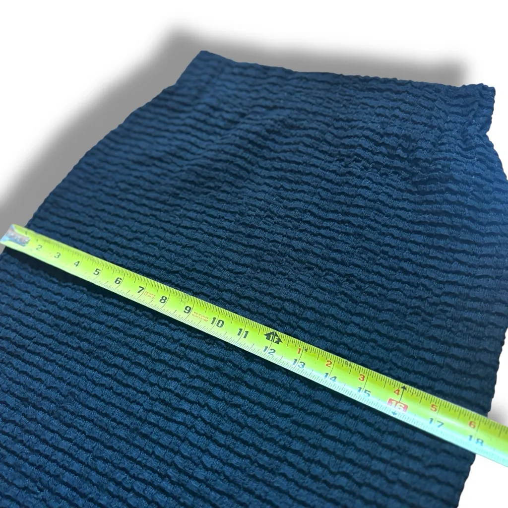 Vince Black 2-Piece Top & Midi Skirt Set – XS - Image 10