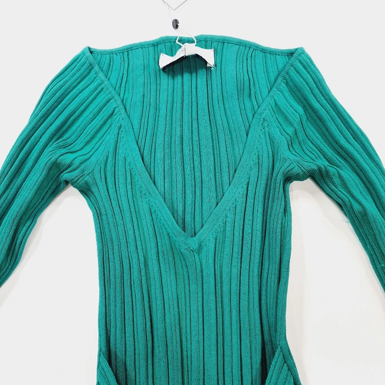 L'Academie Pabla V Neck Midi Dress in Green XS - Image 4