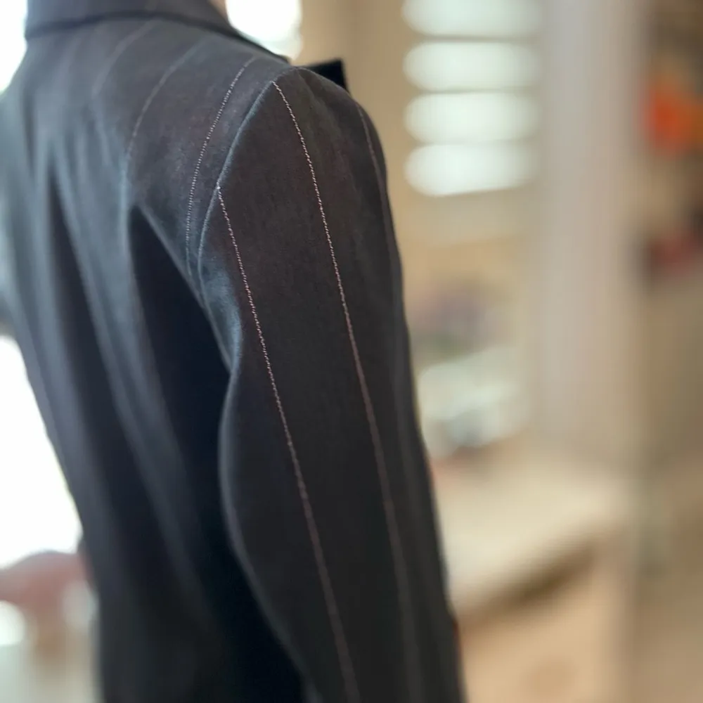 LOFT Charcoal Pinstripe Blazer Size 4 - Image 7