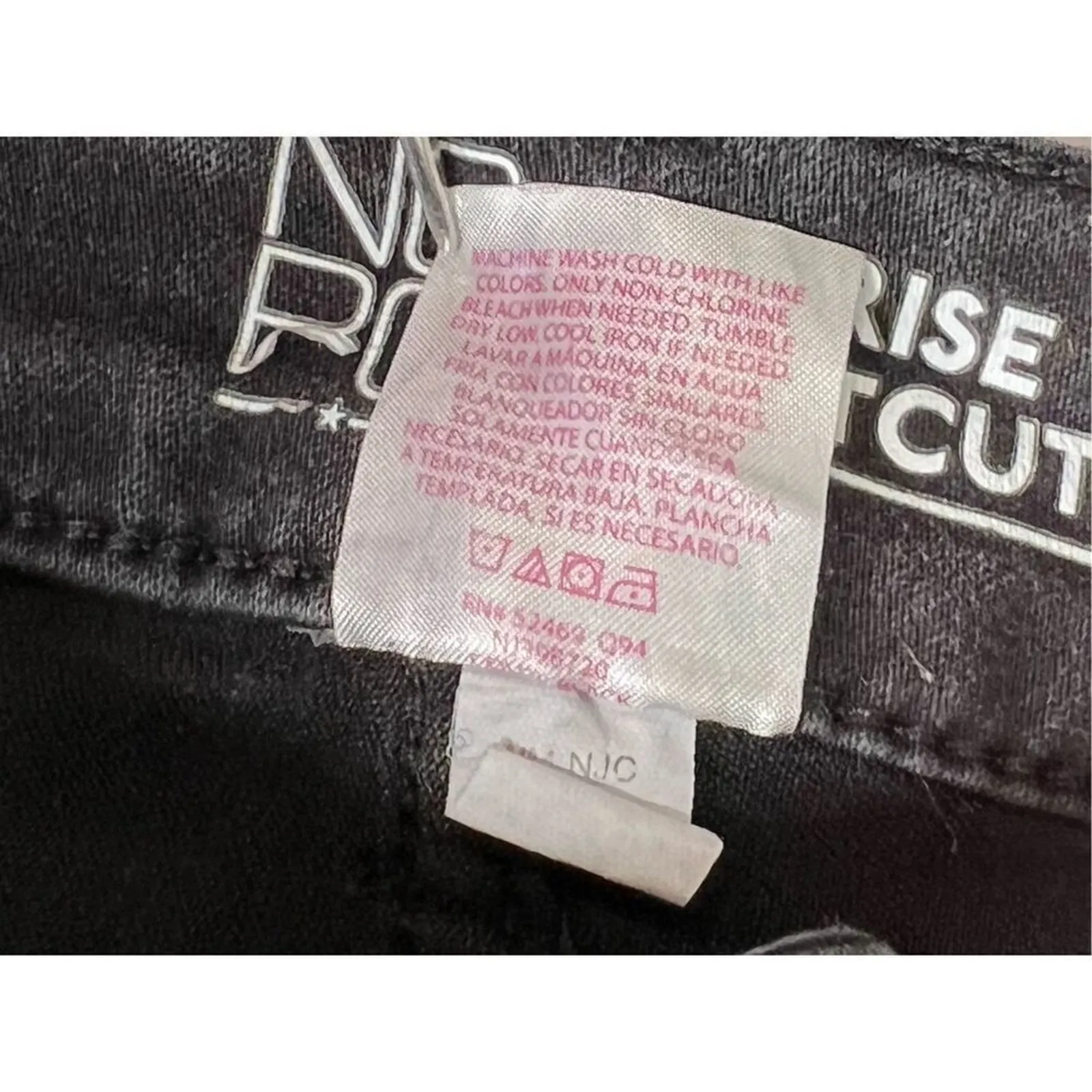 No Boundaries Juniors Mid Rise Bootcut Dark Wash Black Stretch Jeans 15 Casual - Image 3