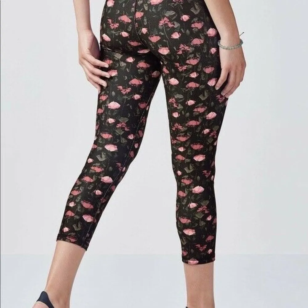 Fabletics Floral Salar PowerHold Capri Leggings - Image 2