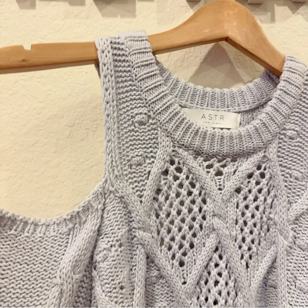 ASTR Mar Vista Cable Knit Cold Shoulder Sweater Top in Light Blue Size Small NWT - Image 4