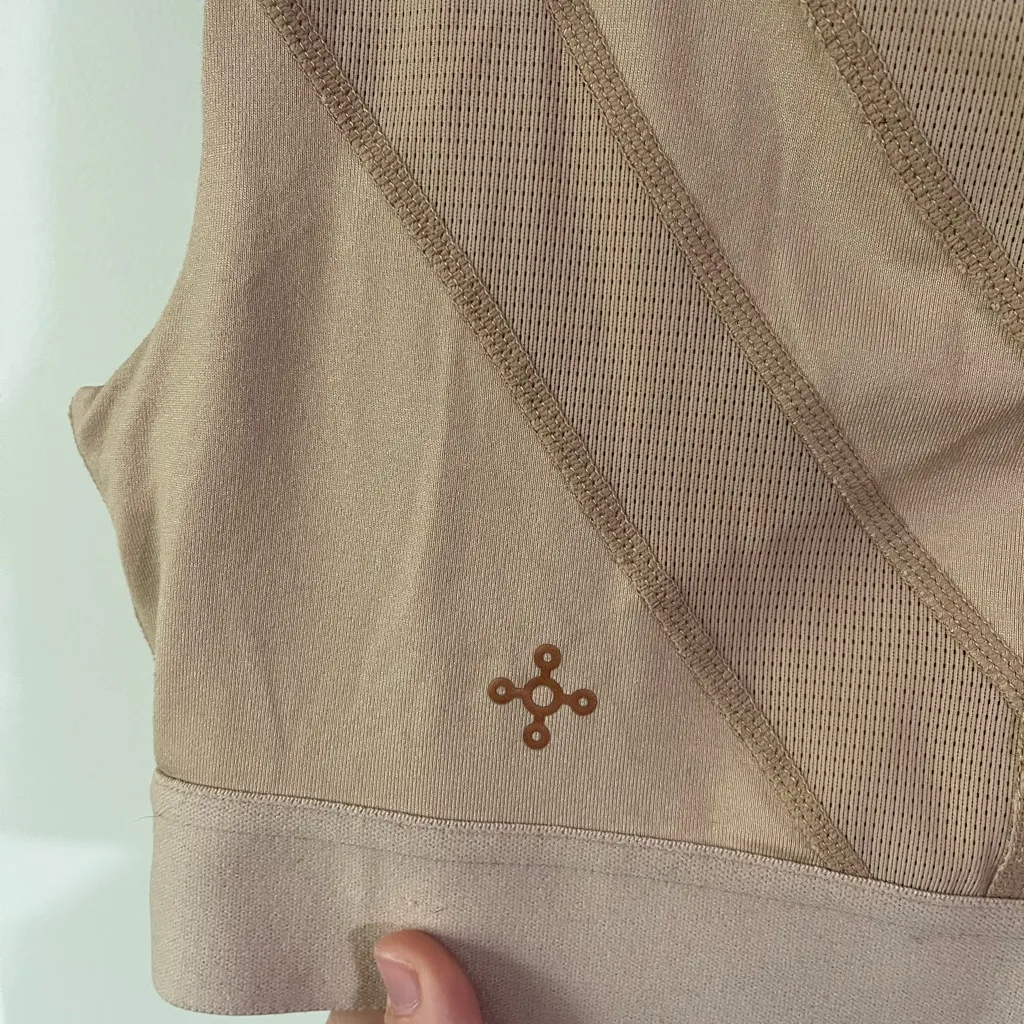 Tommie Copper Shoulder Support Bra with Front Zipper - Image 9