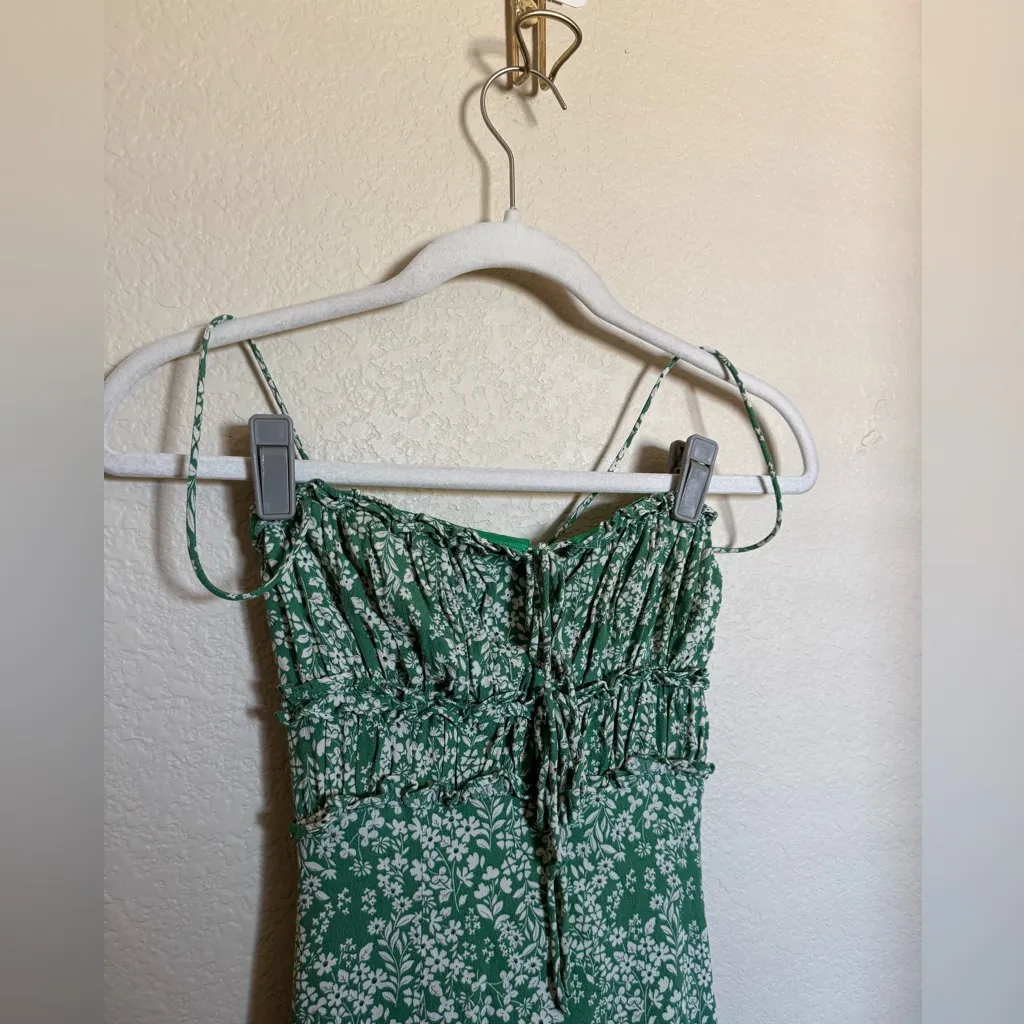 ASTR THE LABEL Amalea Floral Midi‎ Dress Size Small in green - Image 3