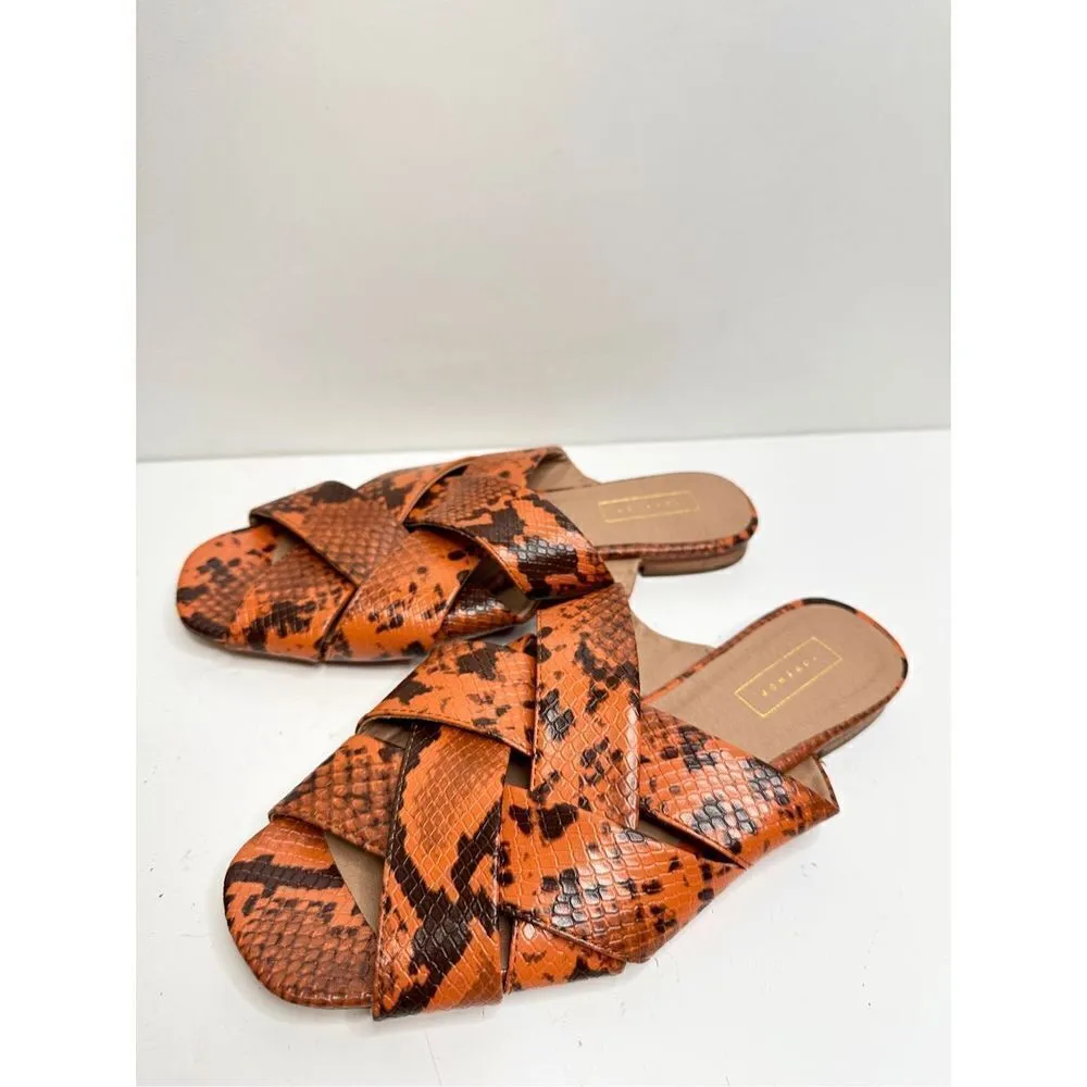 TOPSHOP Sandals‎ Womens Size 7.5 Hop Cross Slide Snake Print - Image 2