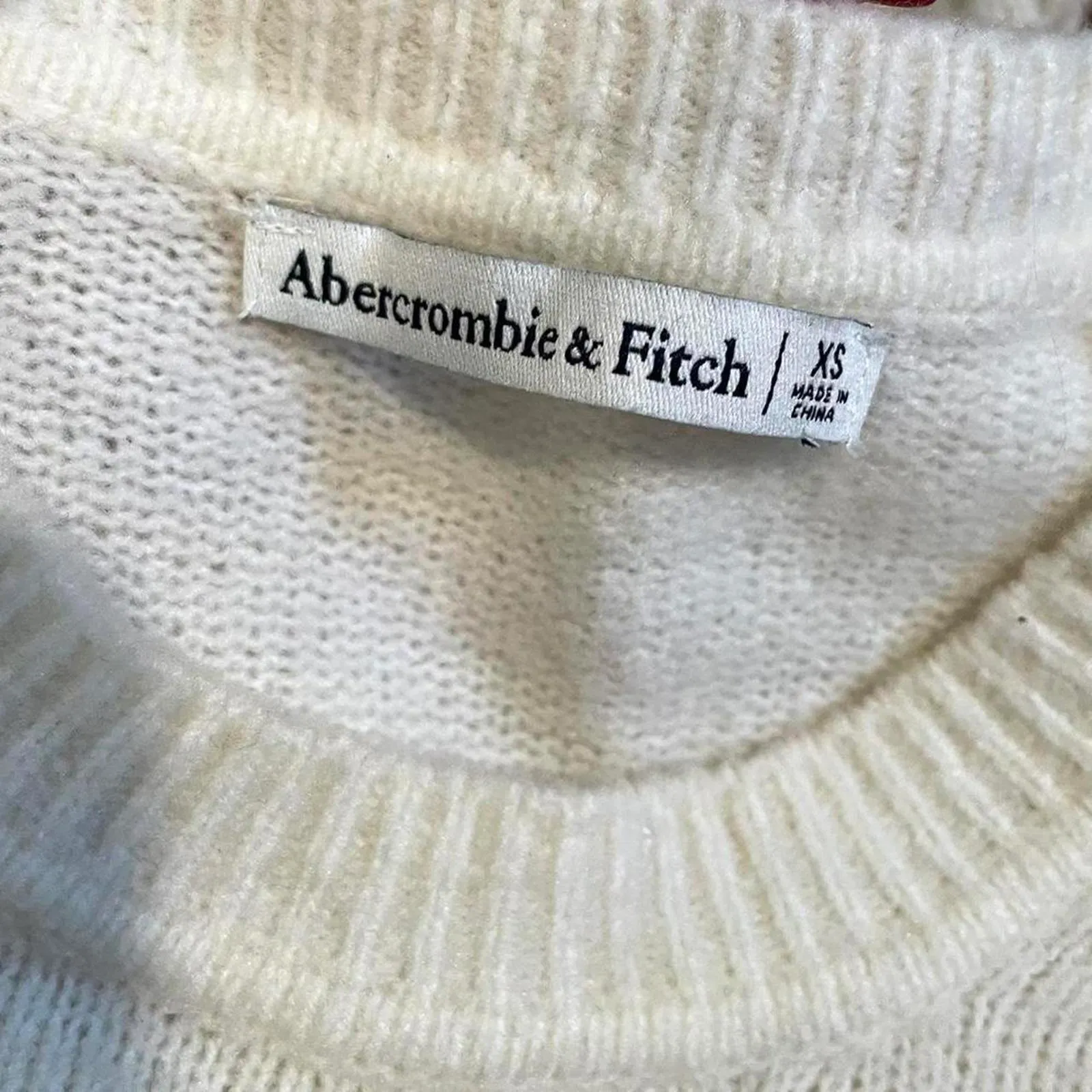 Abercrombie & Fitch Women's Cream and White Jumper - Image 5