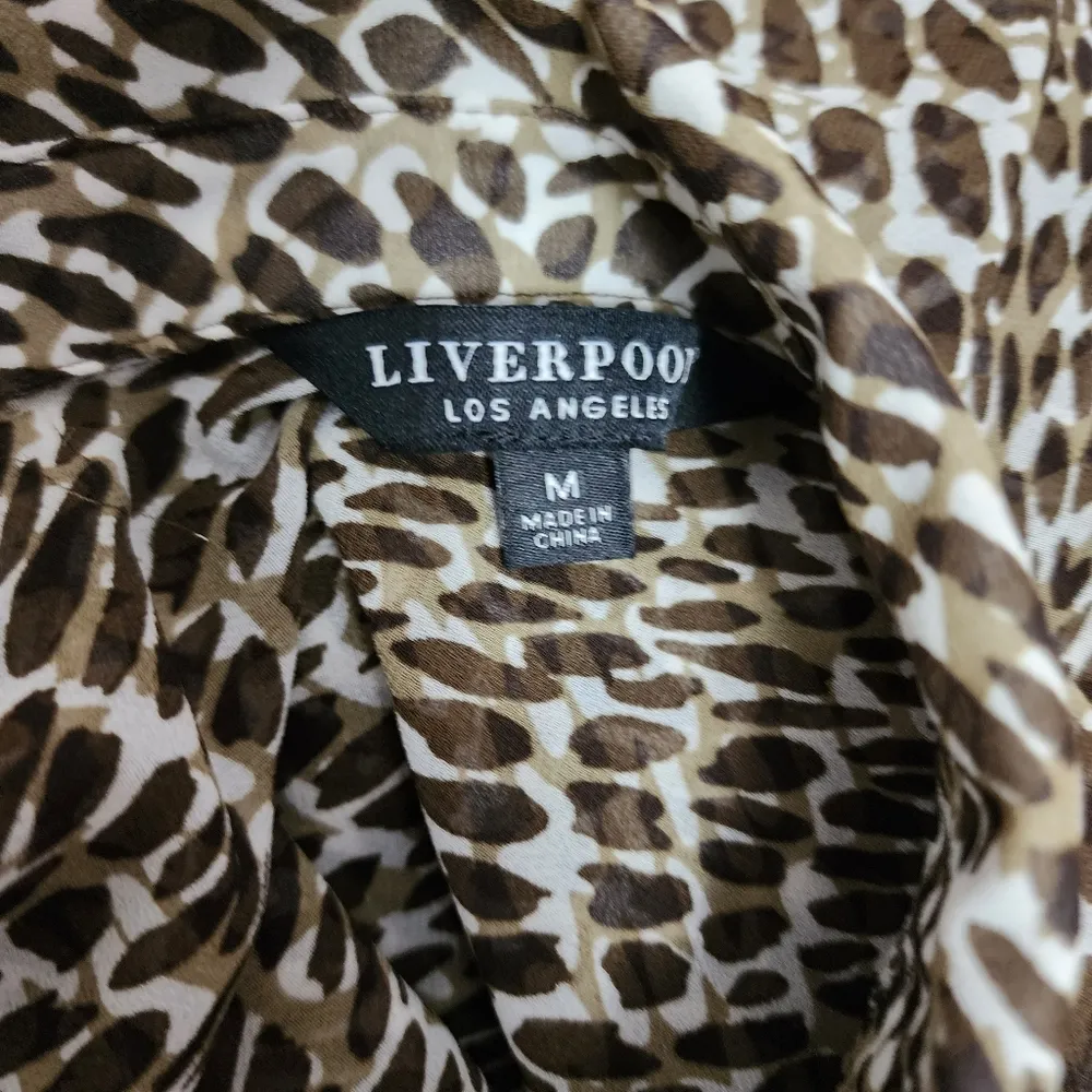Liverpool Brown Animal Print Inverted Pleat Button Down Size Medium - Image 6