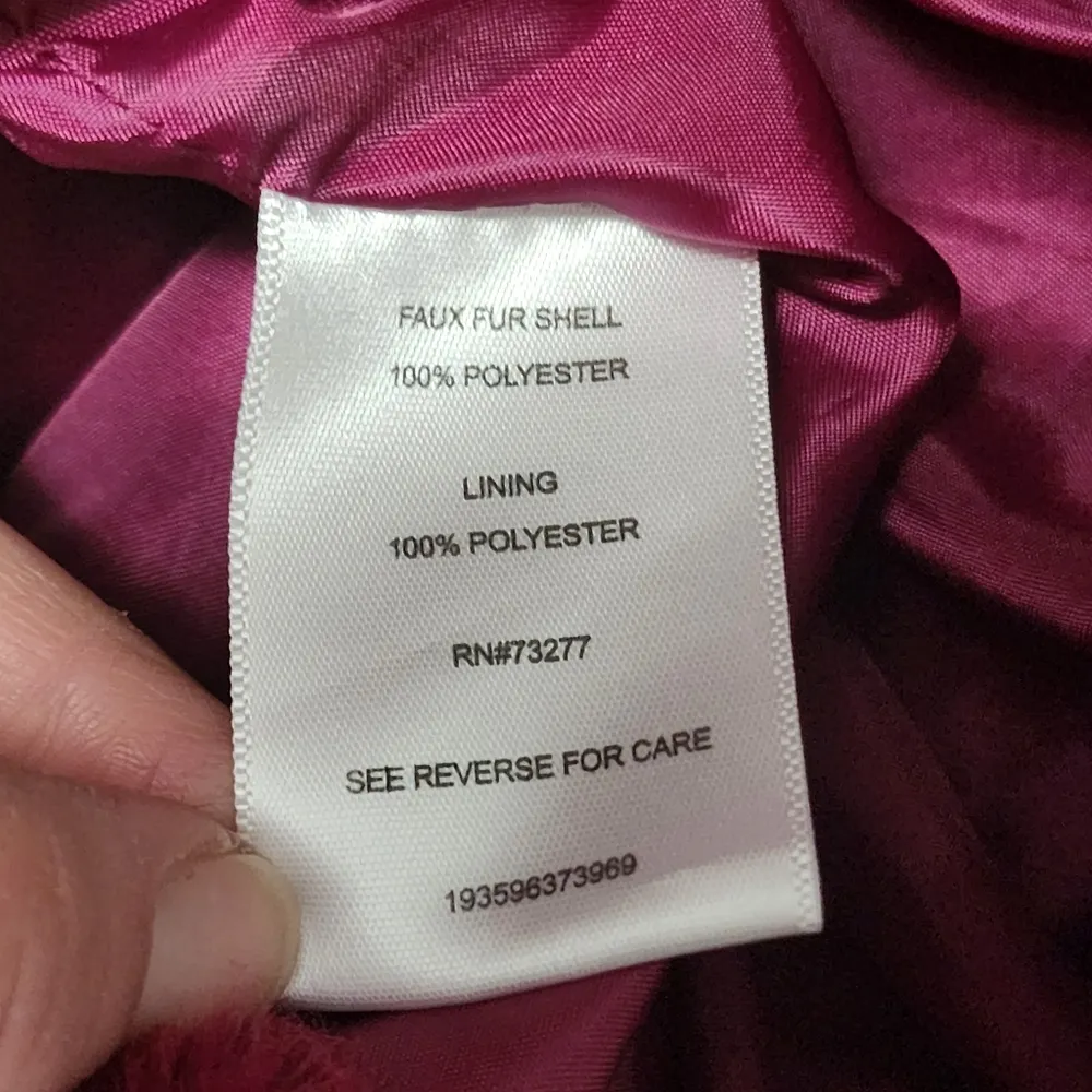 Candies magenta faux fur short jacket size xl - Image 6