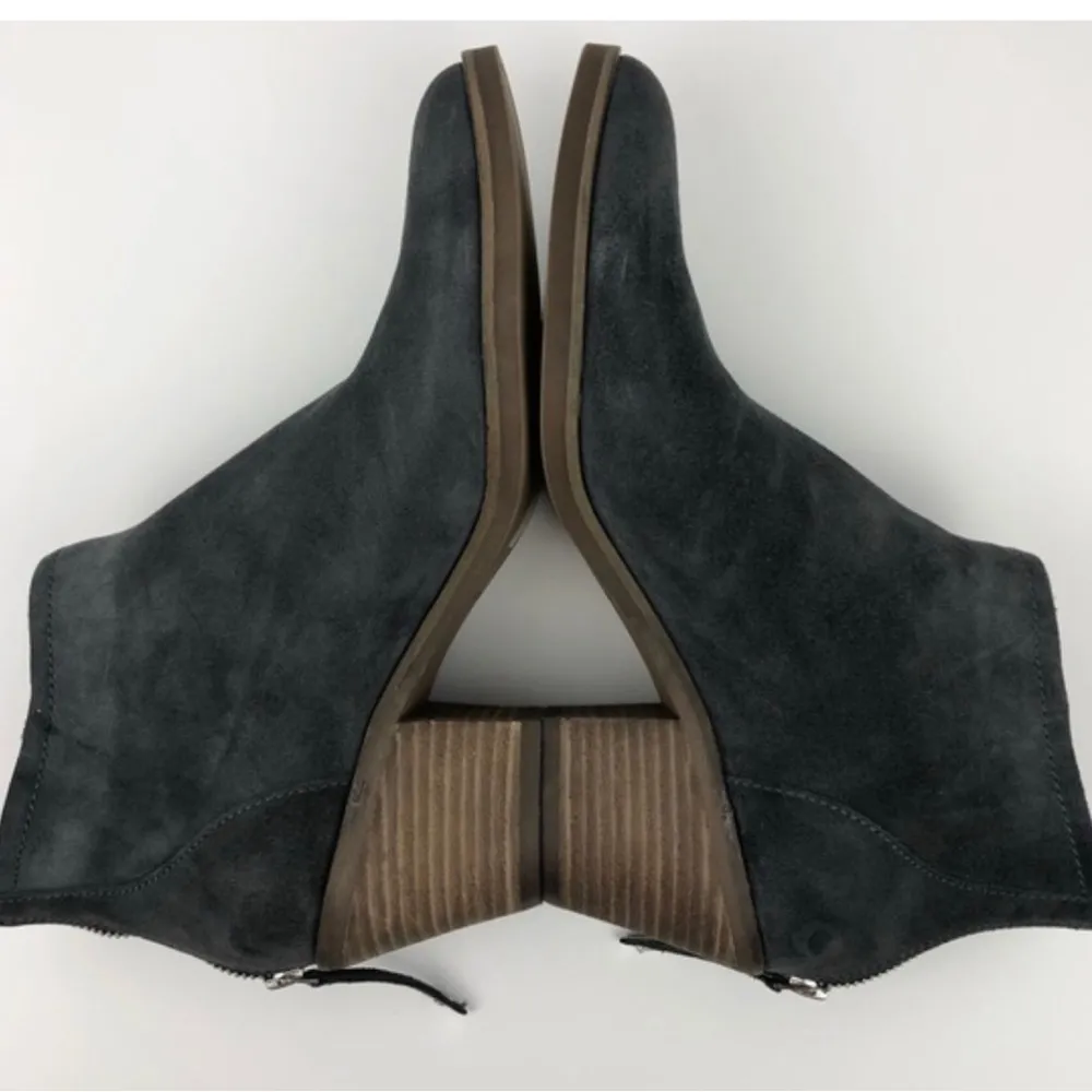 Dolce Vita Elisa dark gray suede ankle booties Size 9 - Image 5