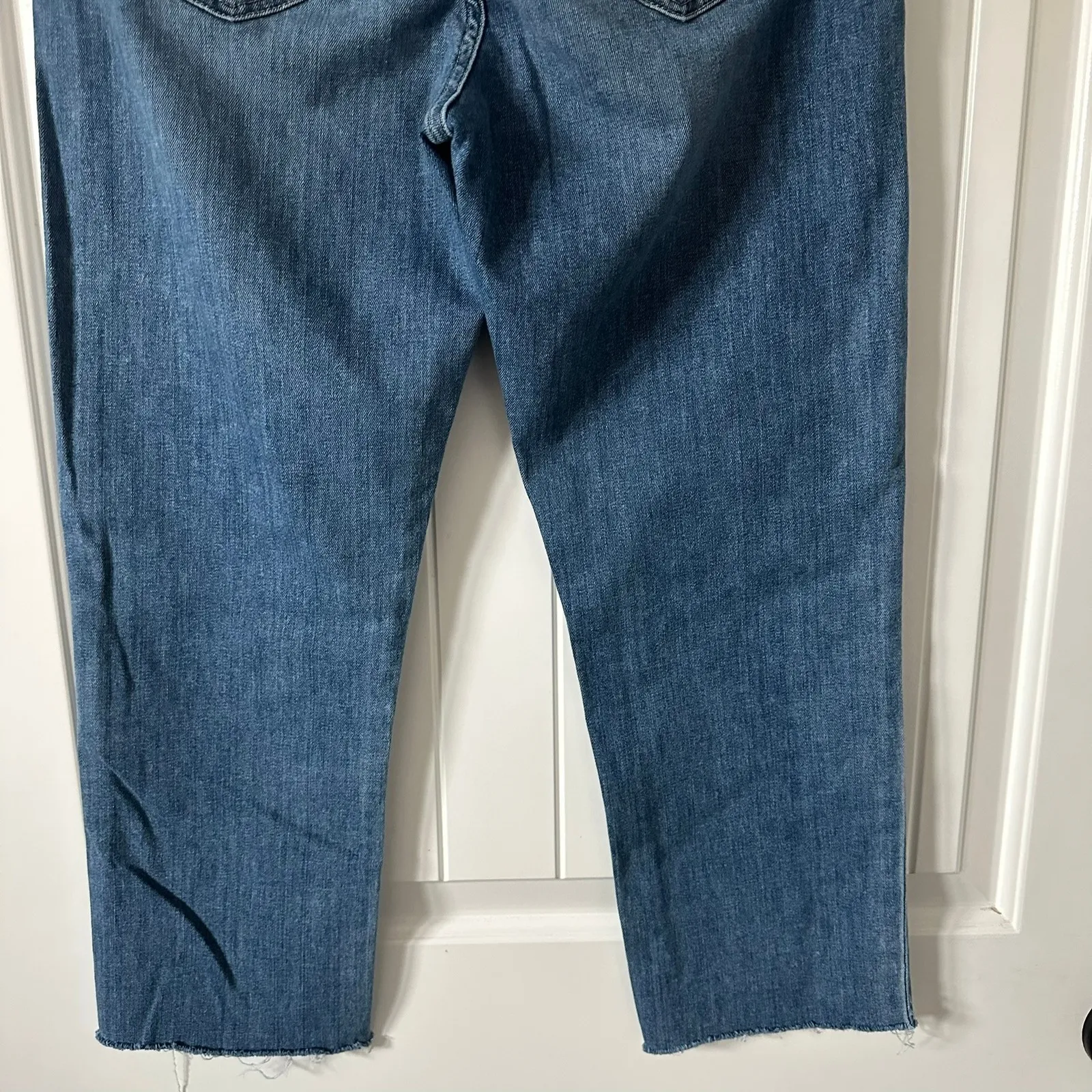 Joe's Jeans Crop Straight Leg Frayed Hem Denim Blue Women's‎ Size 30 - Image 6