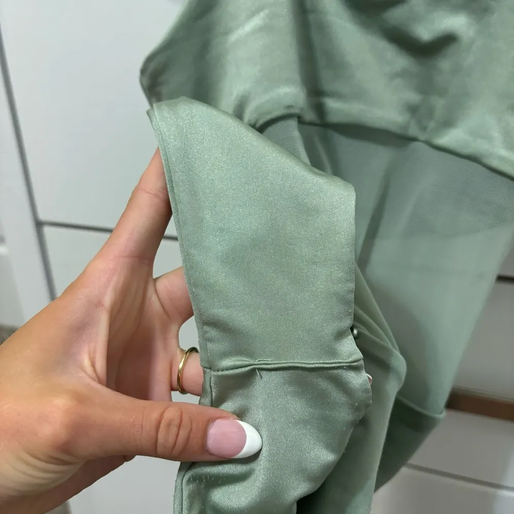 BuffBunny Vitamin Sea One Piece Green Size XS - Image 5