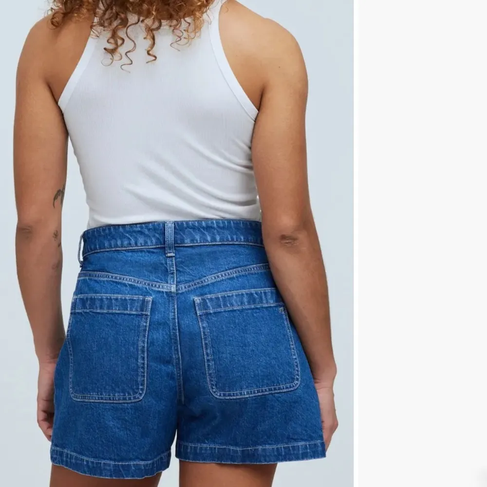 Madewell  Curvy High Rise Sailor Shorts Denim Size 30 - Image 3