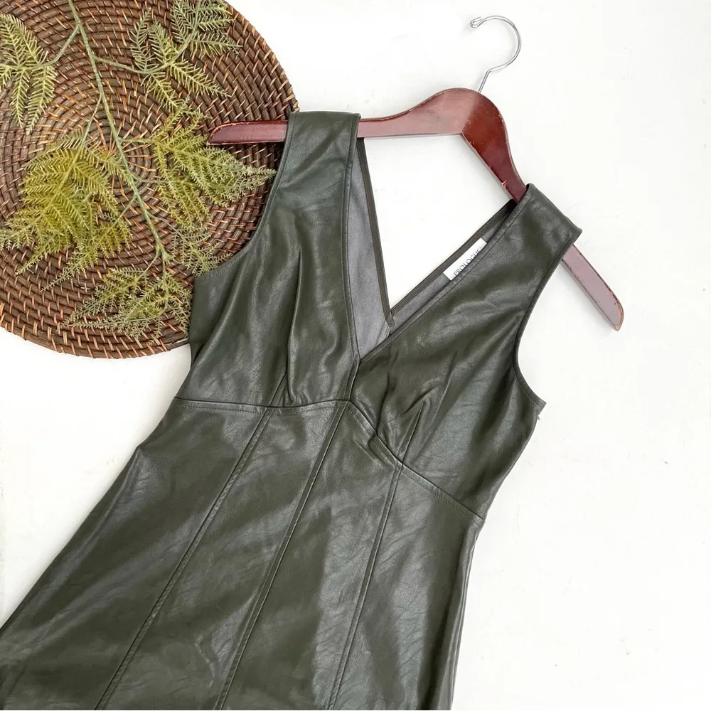 PROLOGUE Womens Dress Green Faux Leather Midi Sleeveless Double V Neck 2 - Image 2
