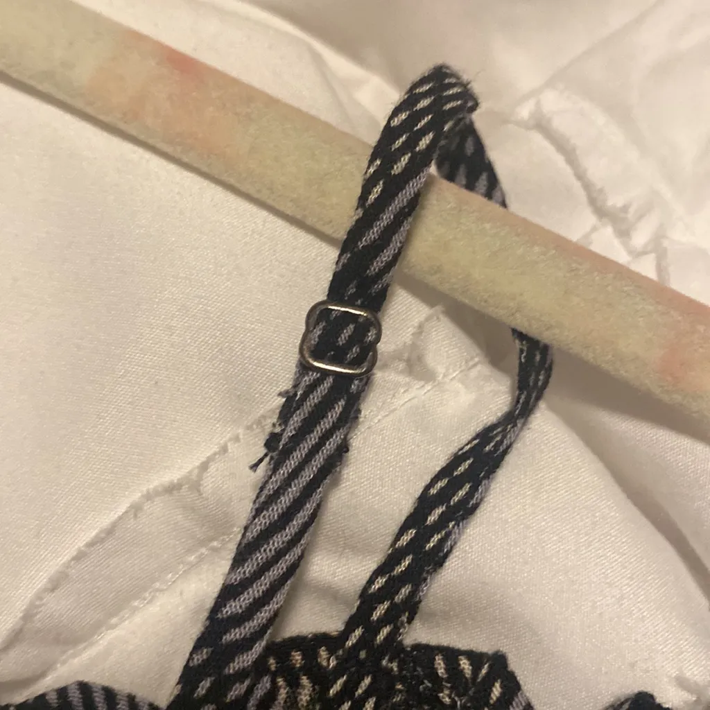 NWT Lush Off the Shoulder Romper Sz M - Image 6