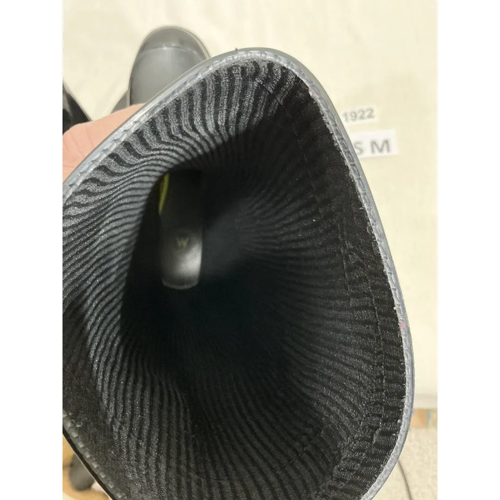 Womans Engineered For Woman Athletes Black Rubber Tall Rain boots Size 7 - Image 6