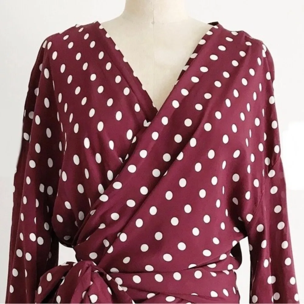 Zara burgundy and white polka dot wrap crop top size small - Image 3