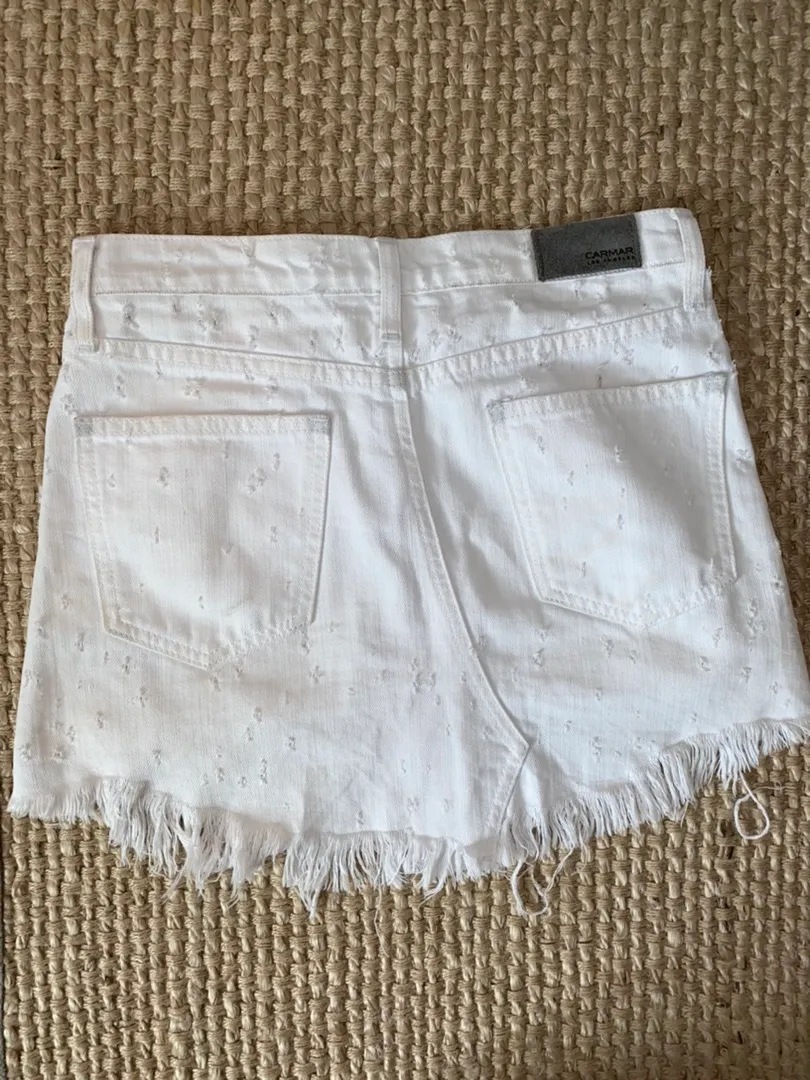 LF Carmar White Denim Skirt - Image 5