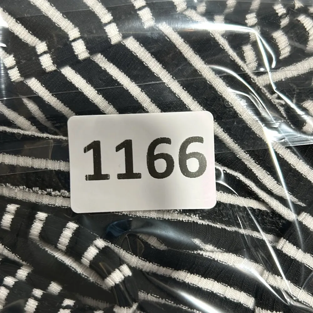 Destination Maternity knit dress. (1166) Black Size L - Image 10