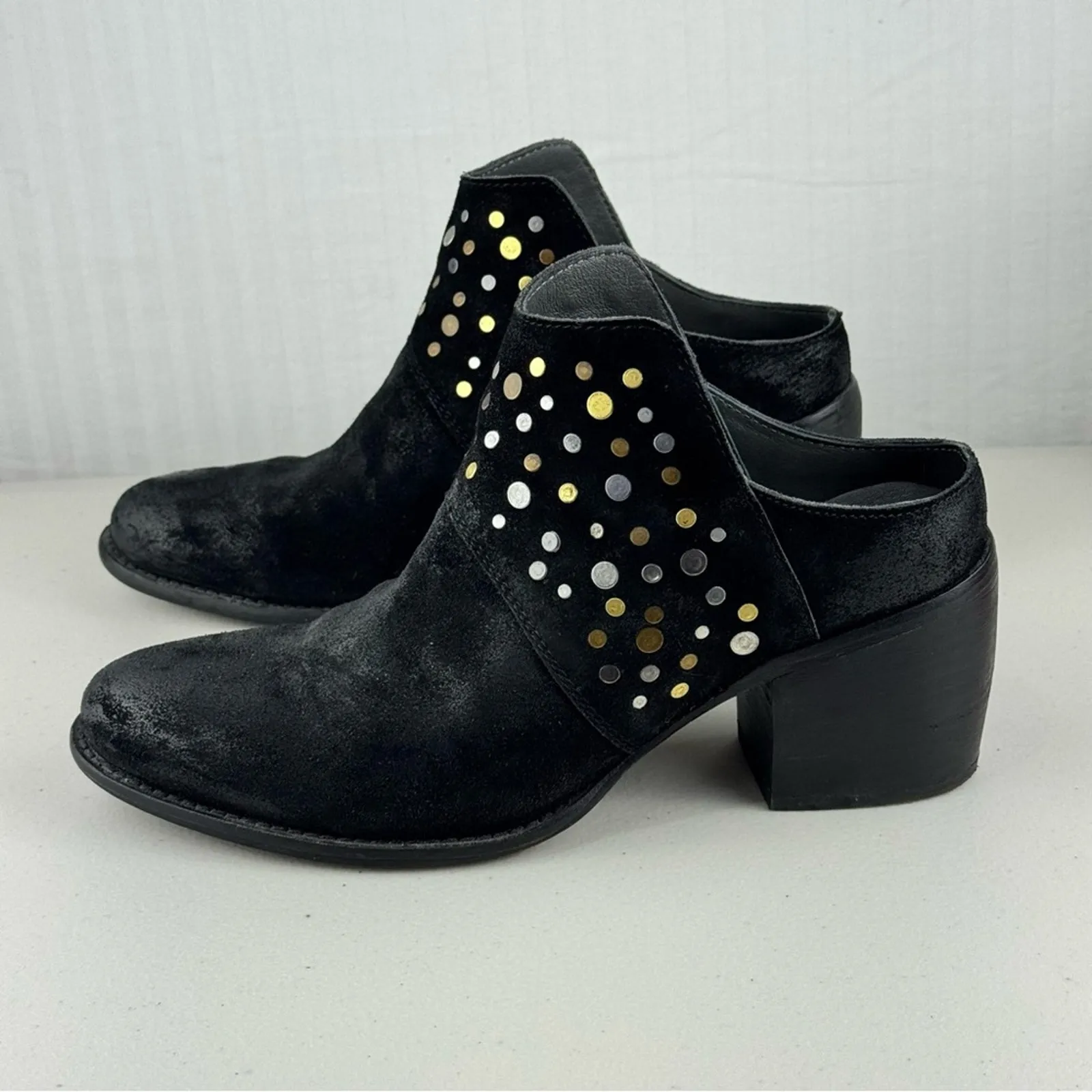 Seychelles SEY Collection Studded Black Distressed Leather Mules Women’s Size 8 - Image 3