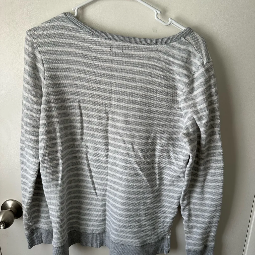Aerie Gray Striped V-Neck Sweater - Image 3