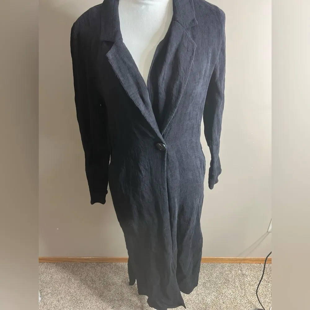 Fate by LFD black duster shirt textured look small - Image 4