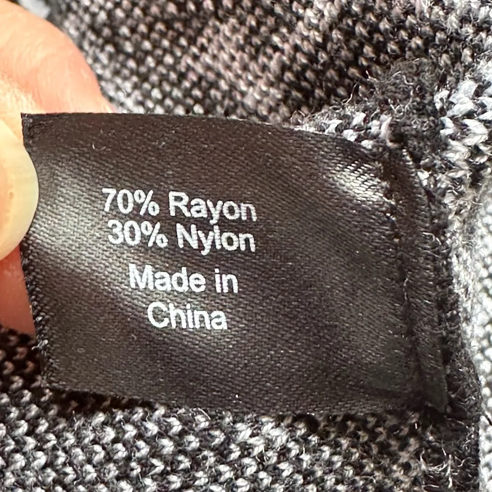 Lane Bryant Black & White Animal Print Mini Skirt. Thick Material. Sz 14/16. - Image 7