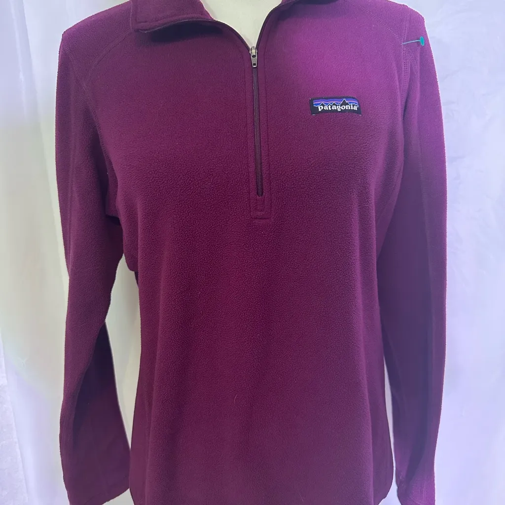 Patagonia Women's Burgundy Half-Zip Sweatshirt - Image 5
