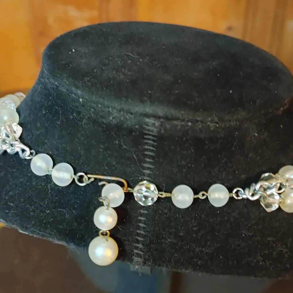 Multi Strand Necklace Aurora Borealis Vintage 3 Strand Crystal Glass Faux Pearl White Size 12 - Image 3