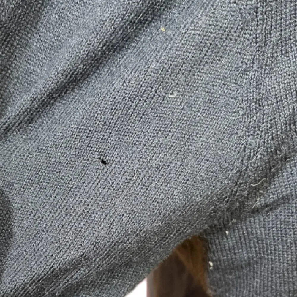 The Limited ballerina wrap wool blend thin knit navy blue sweater size medium - Image 2