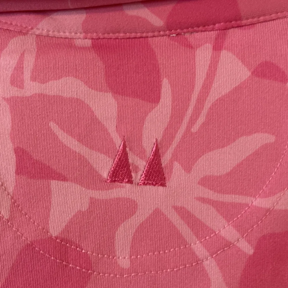 GREG NORMAN WOMEN PLAY DRY SHIRT SIZE M BRAND NEW LENGTH 24” BUST 36” - Image 6