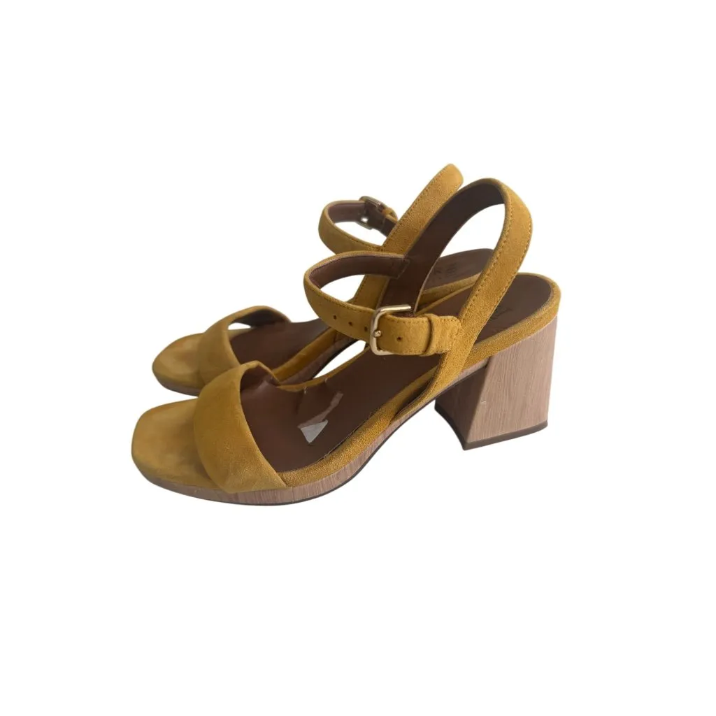NATURALIZER Yellow Suede Sandals Heels Size 7.5W - Image 2
