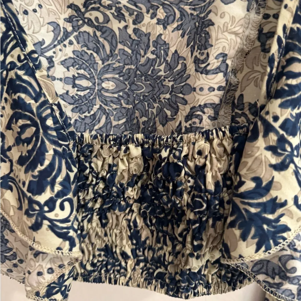 Floral Blue and Cream Women's Set - Image 10