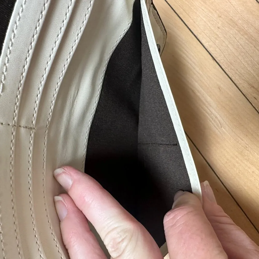 NWOT Pebbled Black Leather Wallet Clutch Wristlet with Tassel and zipper detail - Image 7