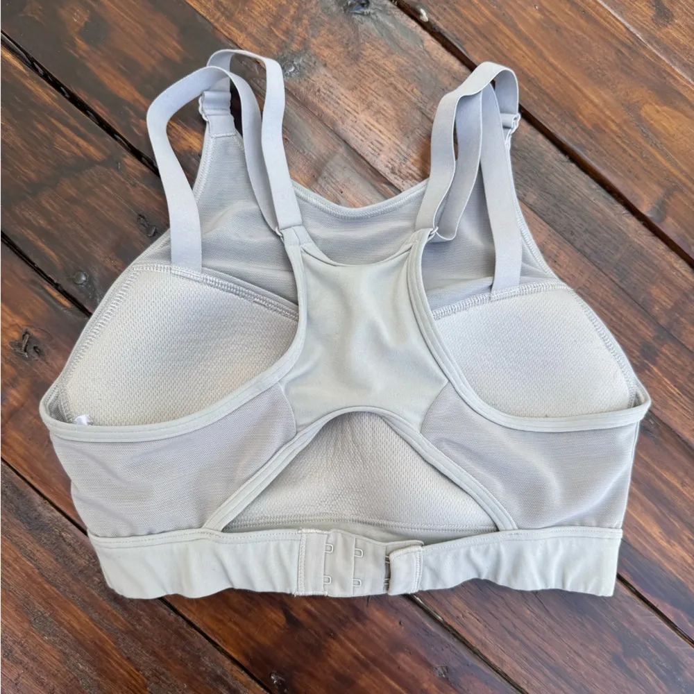 Gymshark High Support Mesh Sports Bra – grey/ Size XS - Image 4