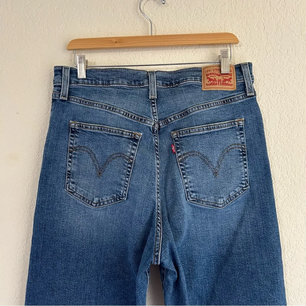 Levi's // Ribcage Straight Ankle Jeans - Image 10