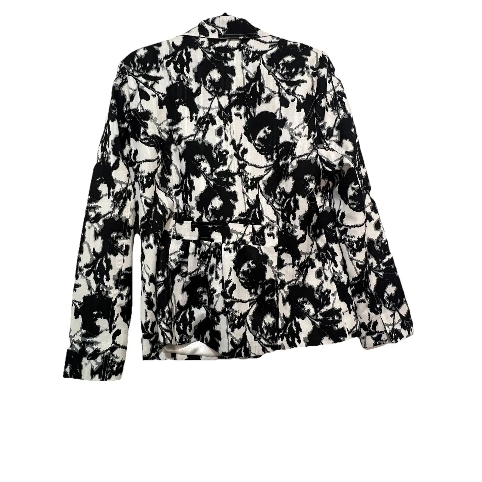 Laura Ashley Women’s Black White Floral Blazer Size M Career Business Chic EUC - Image 2
