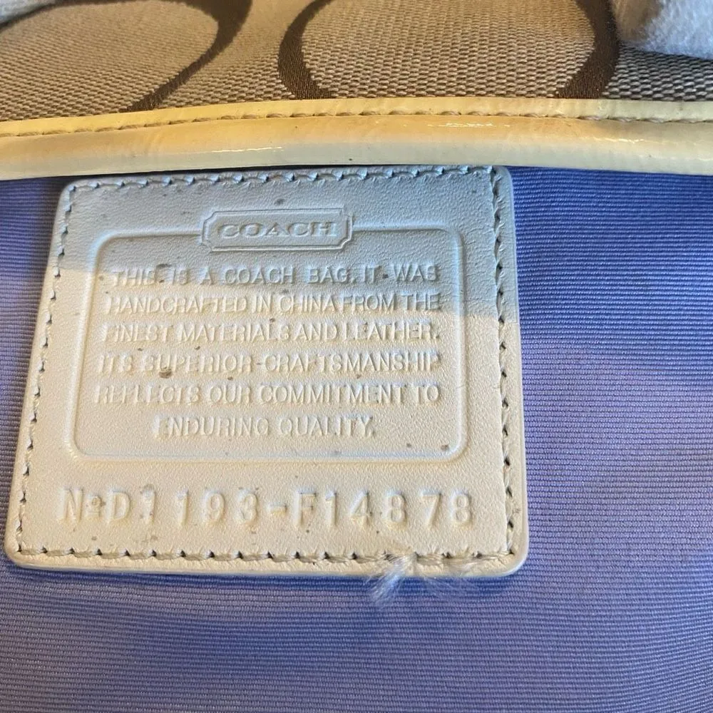 COACH Signature Daisy Vintage Tote Bag  Tan And  Brown‎ 8X4X12 SEE DESCRIPTION - Image 11