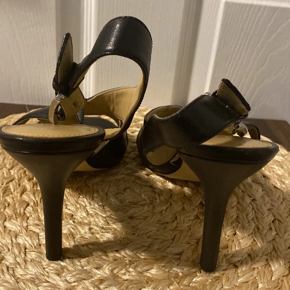Michael Kors womens black high heels size 9.5 - Image 3