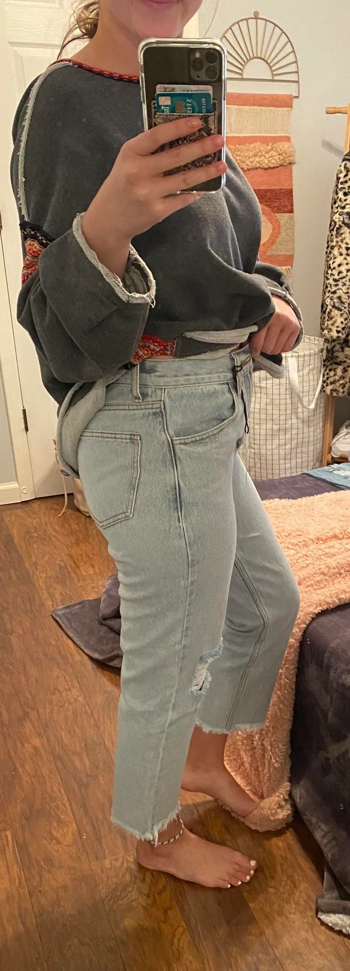 VICI Jeans - Image 3