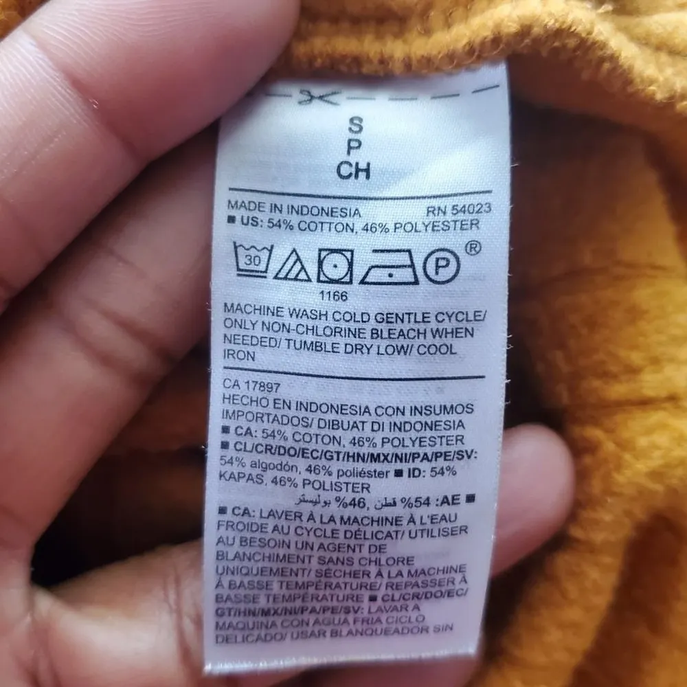 Old Navy Gold Oversized Short Soft Sweater Sz S - Image 6