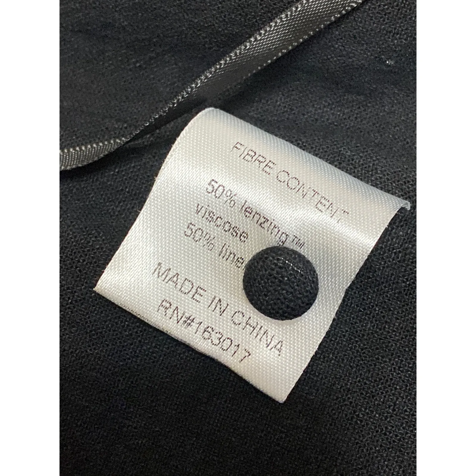 Princess Polly Women's Black Sleeveless Slim Button Up Crop Cami Tank Top Size 2 - Image 5