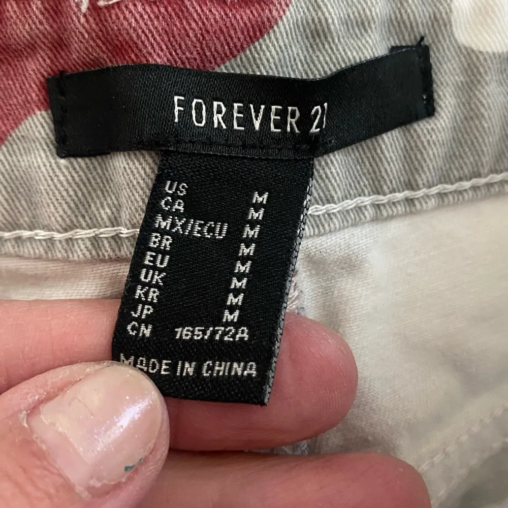 Forever 21 Women’s Juniors Camo Skirt M Medium Red Black Gray White Waist 28” - Image 5